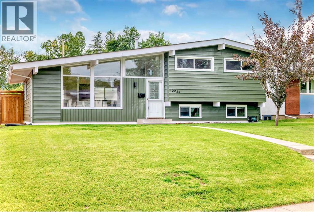 10235 Maple Grove Pl SE, Calgary, AB T2V 2W3
