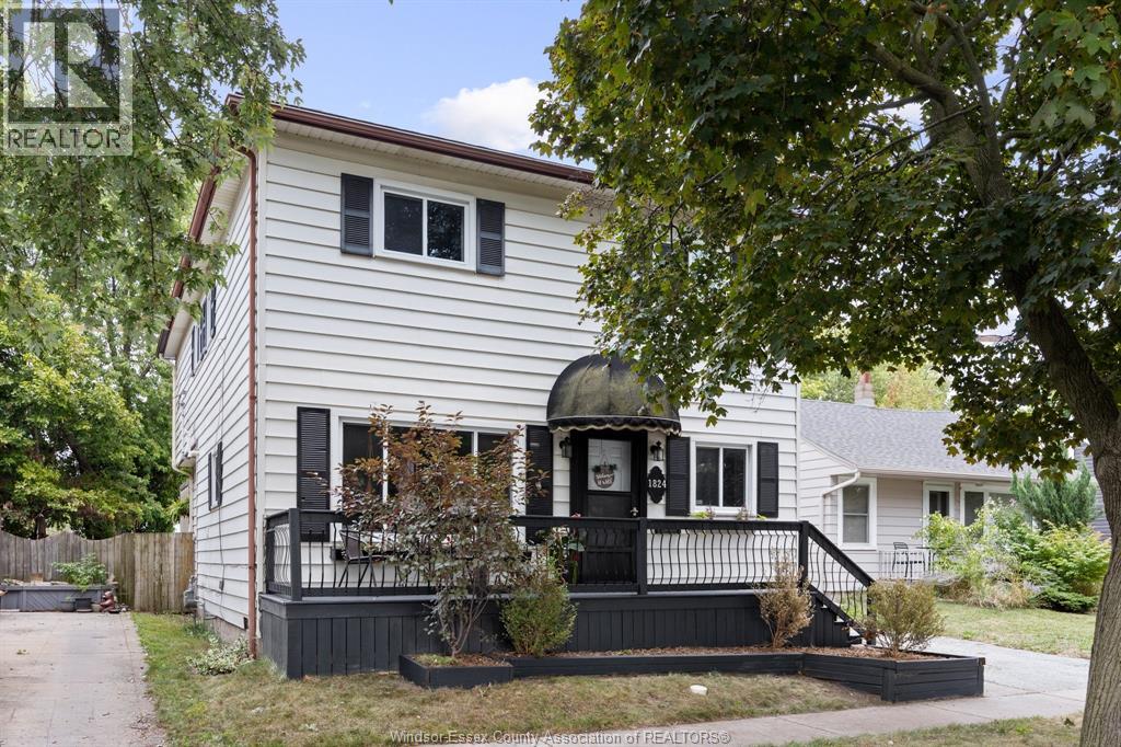 1824 Westcott Rd, Windsor, ON N8W 4K2