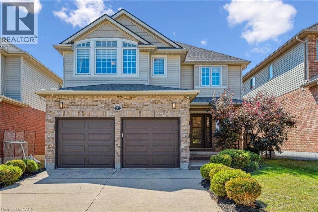 31 Cranbrook St, Kitchener, ON N2P 2W5