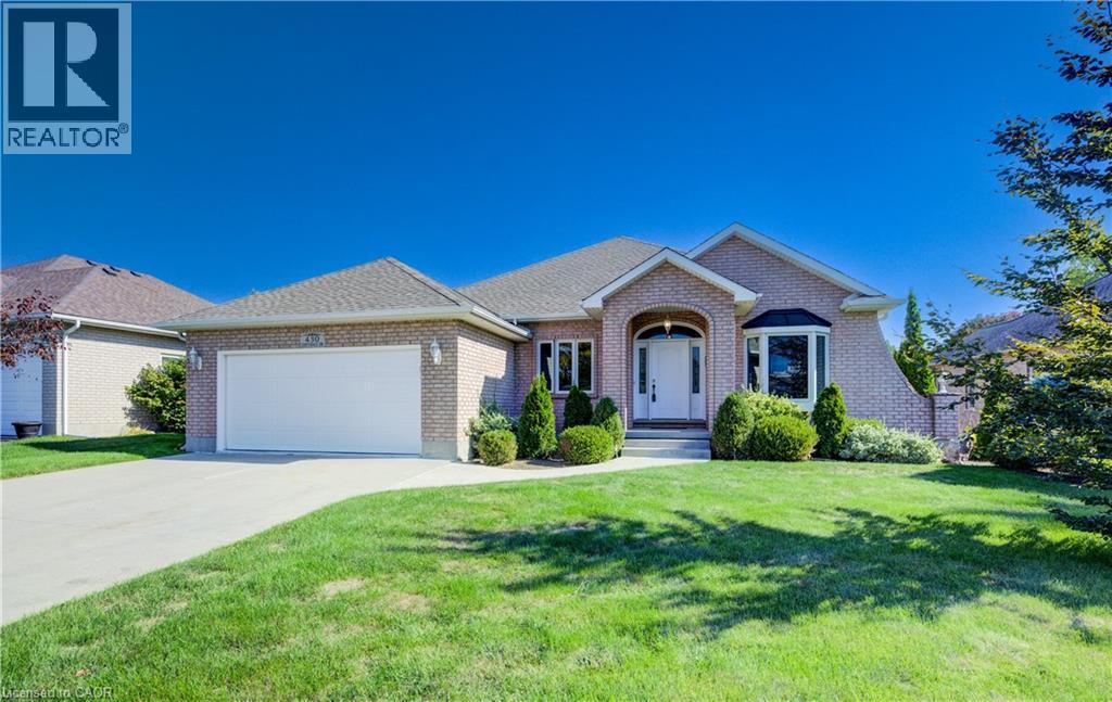 430 Caryndale Dr, Kitchener, ON N2R 1M8