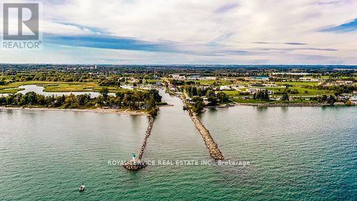 160 Port Darlington Rd, Clarington Bowmanville, ON L1C 3K4