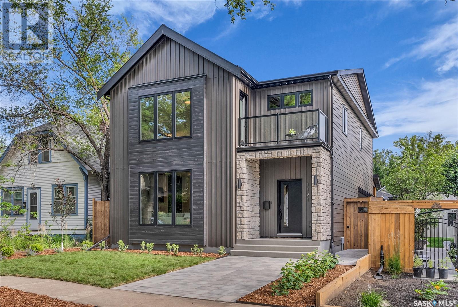 1121 13 Street East, Saskatoon, SK S7H 0C1
