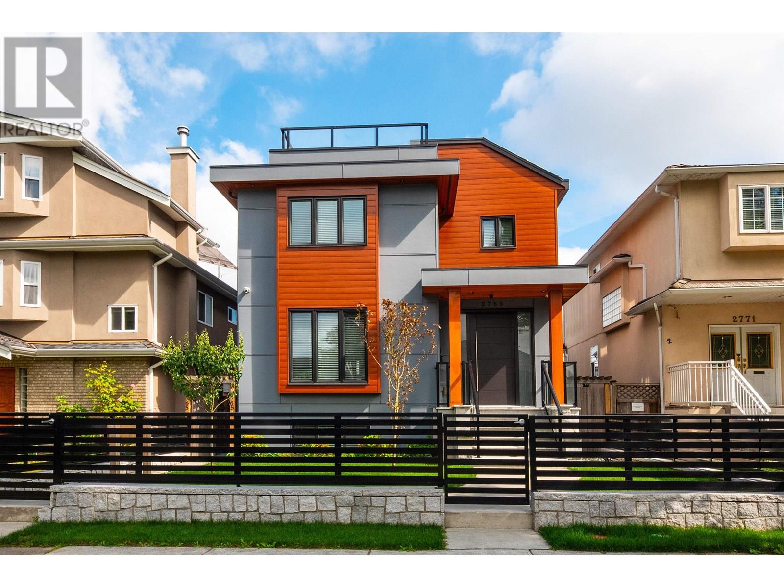 2765 E 27th Ave, Vancouver, BC V5R 1N4