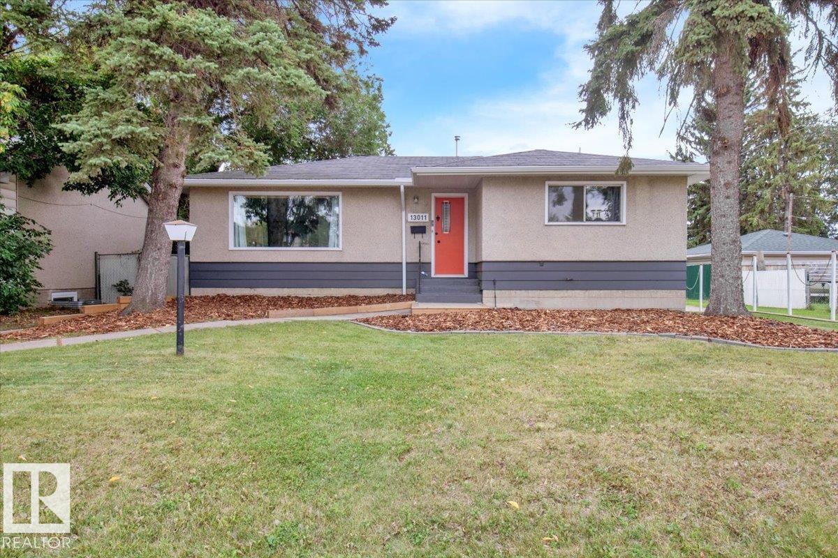 137 Av Nw Unit 13011, Edmonton, AB T5L 4C3
