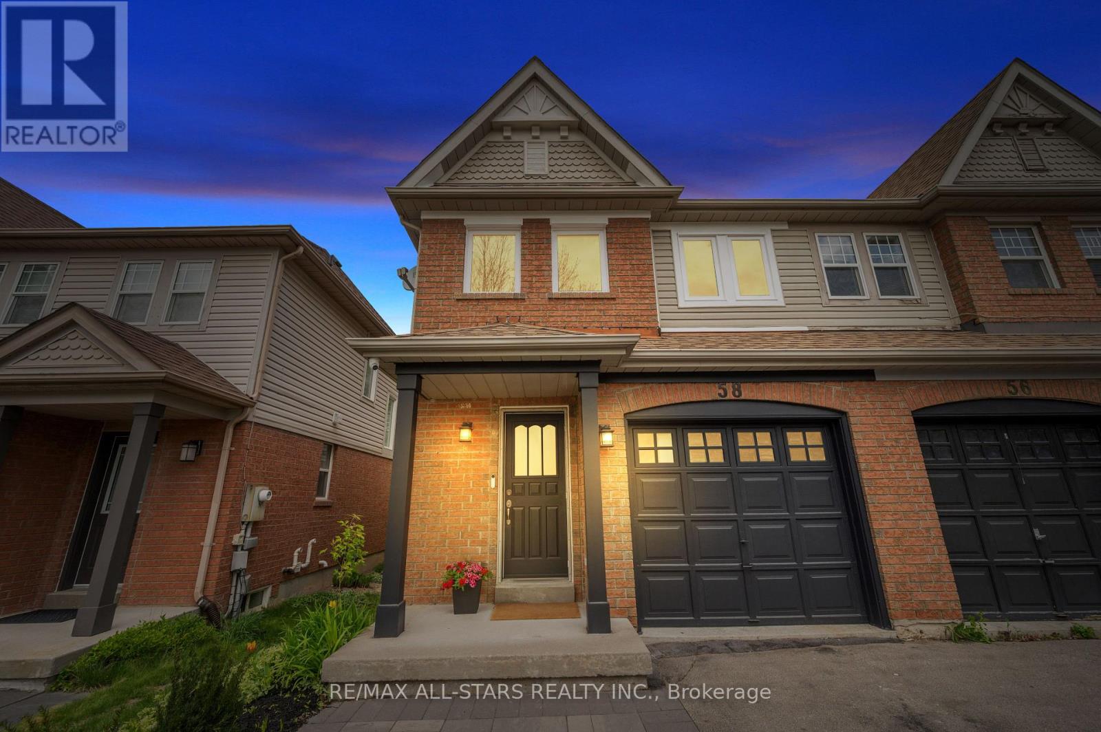 58 Woodroof Cres, Aurora, ON L4G 7H4