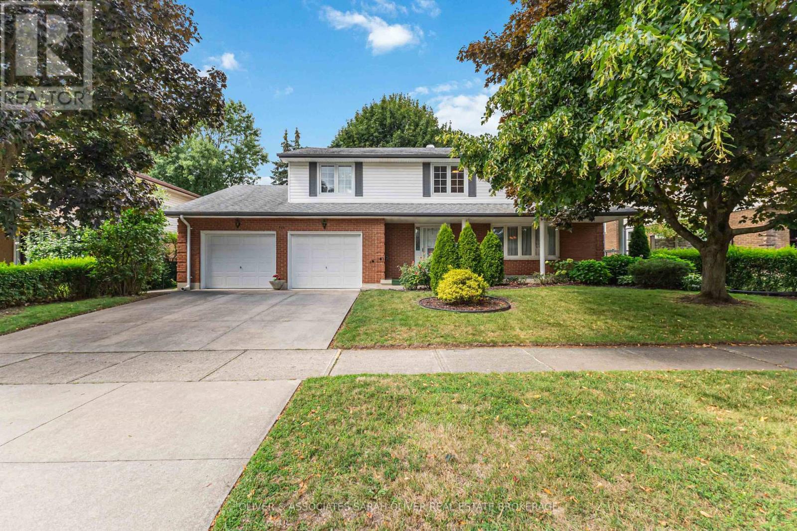 760 Village Green Ave, London, ON N6K 1H4