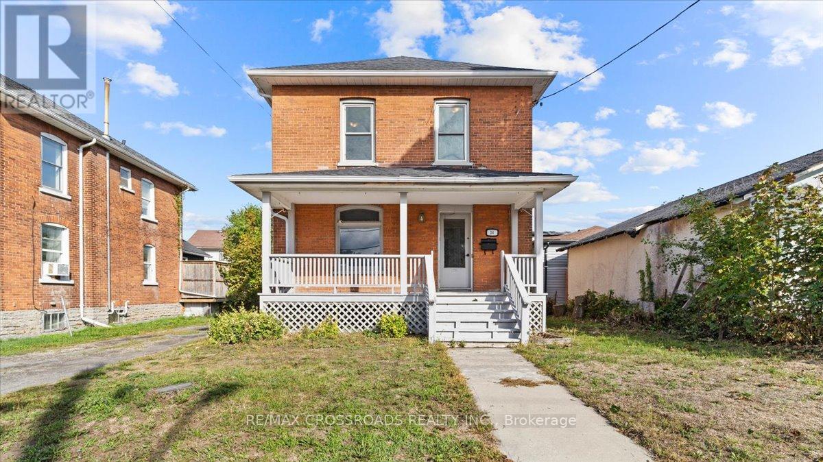 24 Catharine St, Belleville, ON K8P 1L2