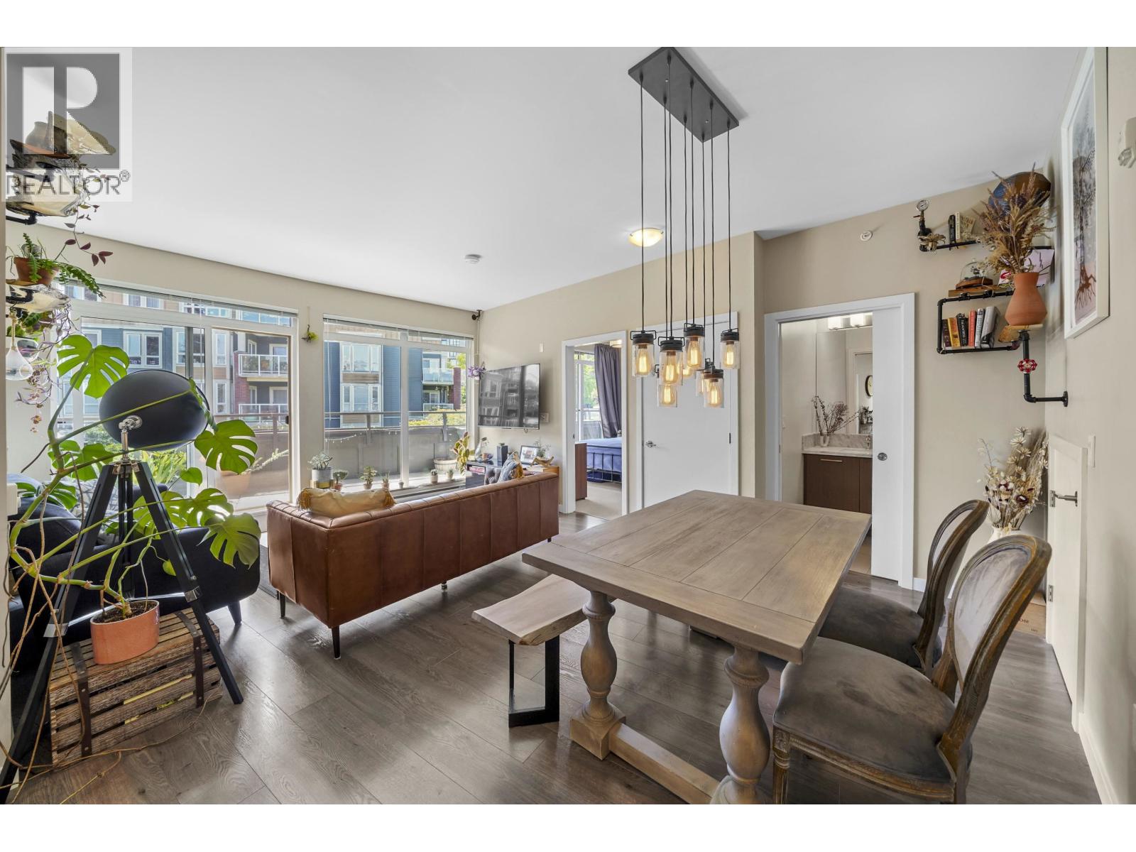 20 E Royal Avenue Unit 404, New Westminster, BC V3L 0G9