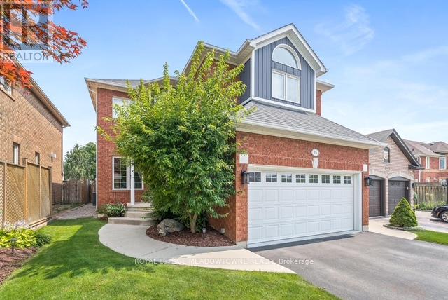 95 Standish St, Halton Hills, ON L7G 5W3