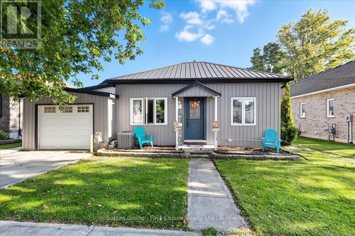 33 Victoria St, West Perth, ON N0K 1N0