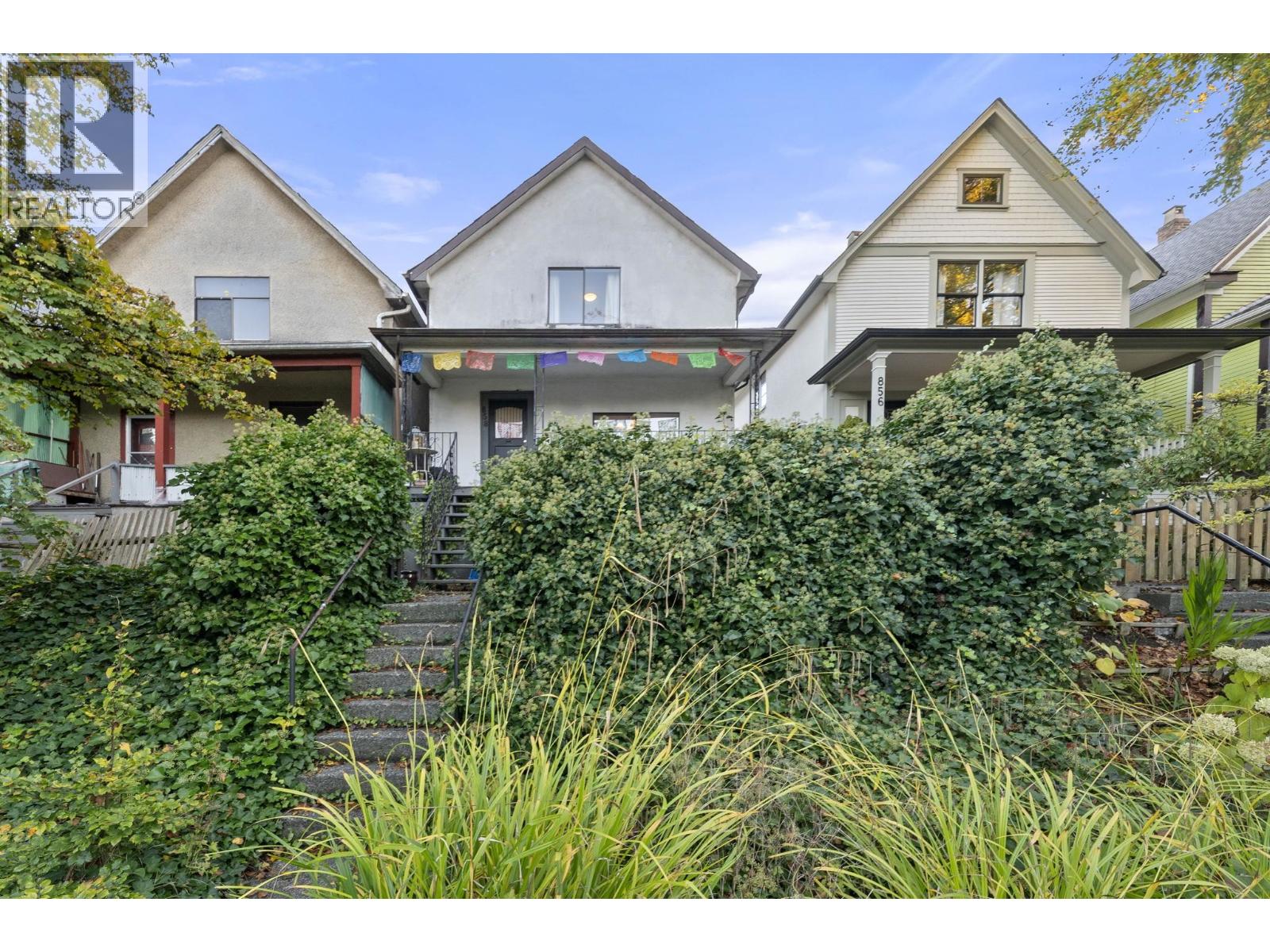 858 Union St, Vancouver, BC V6A 2C4