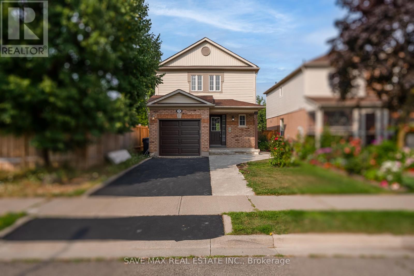 33 Heathwood Dr, Brampton, ON L7A 1Y6