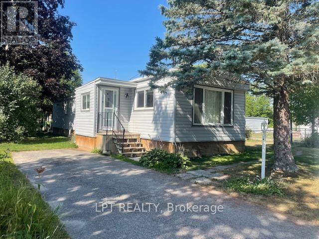 105 26 Salmon Side Rd, Rideau Lakes, ON K7A 4S5