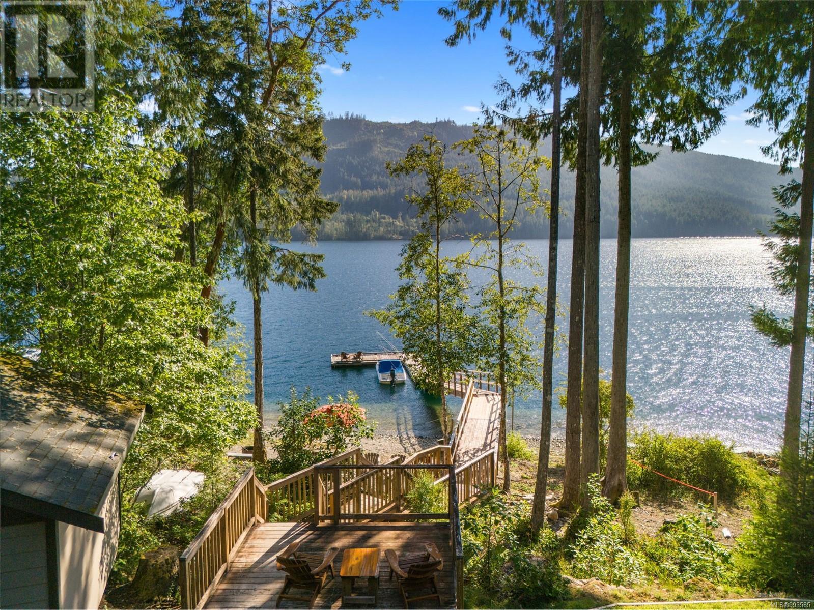 9380 Creekside Dr, Youbou, BC V0R 3E1