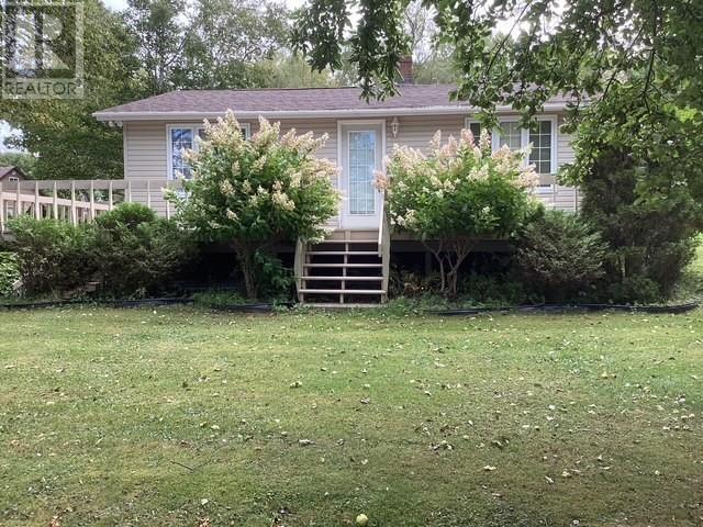 6102 E Bay Hwy, East Bay, NS B1J 1R1