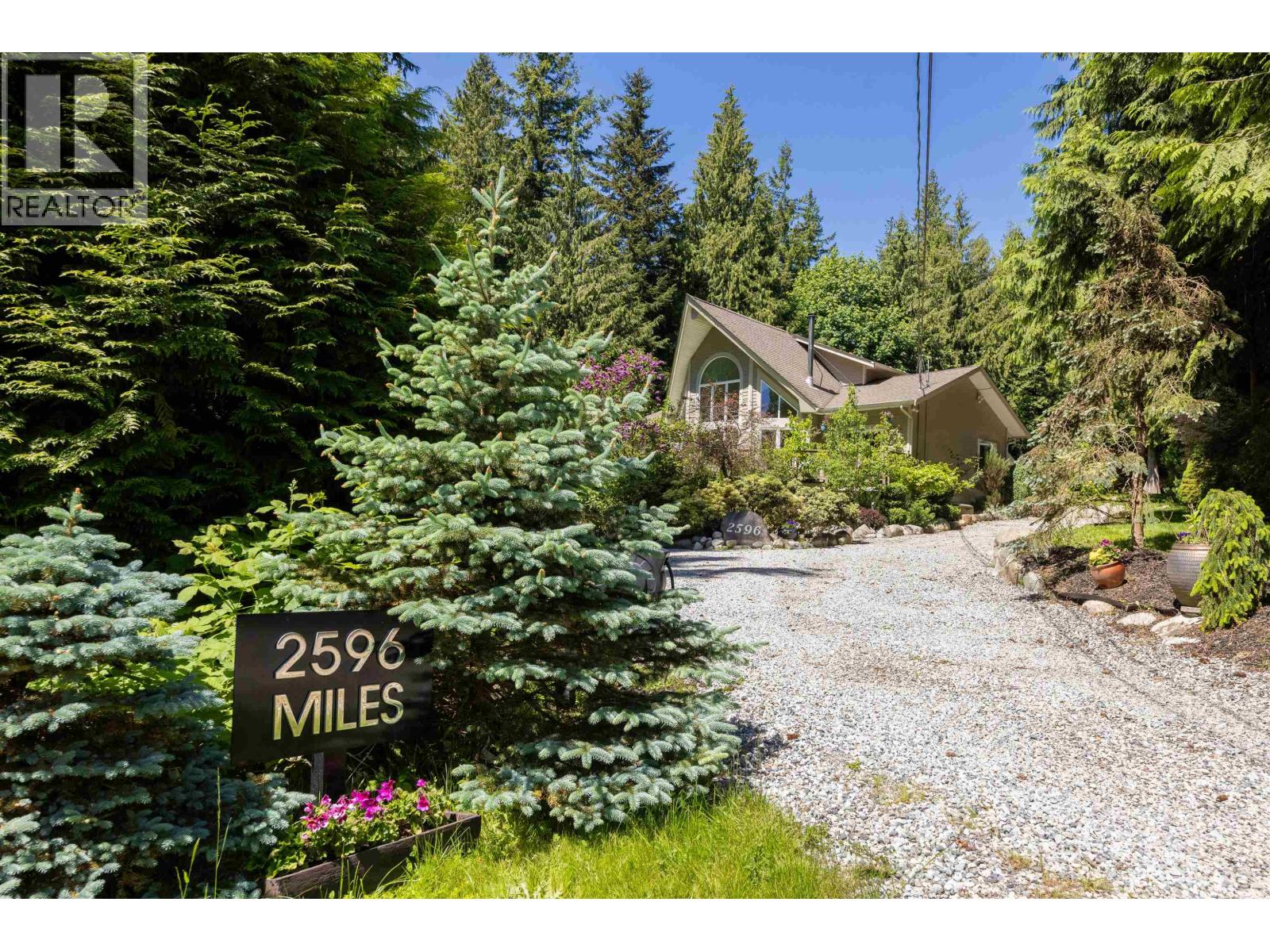 2596 Miles Rd, Roberts Creek, BC V0N 2W4