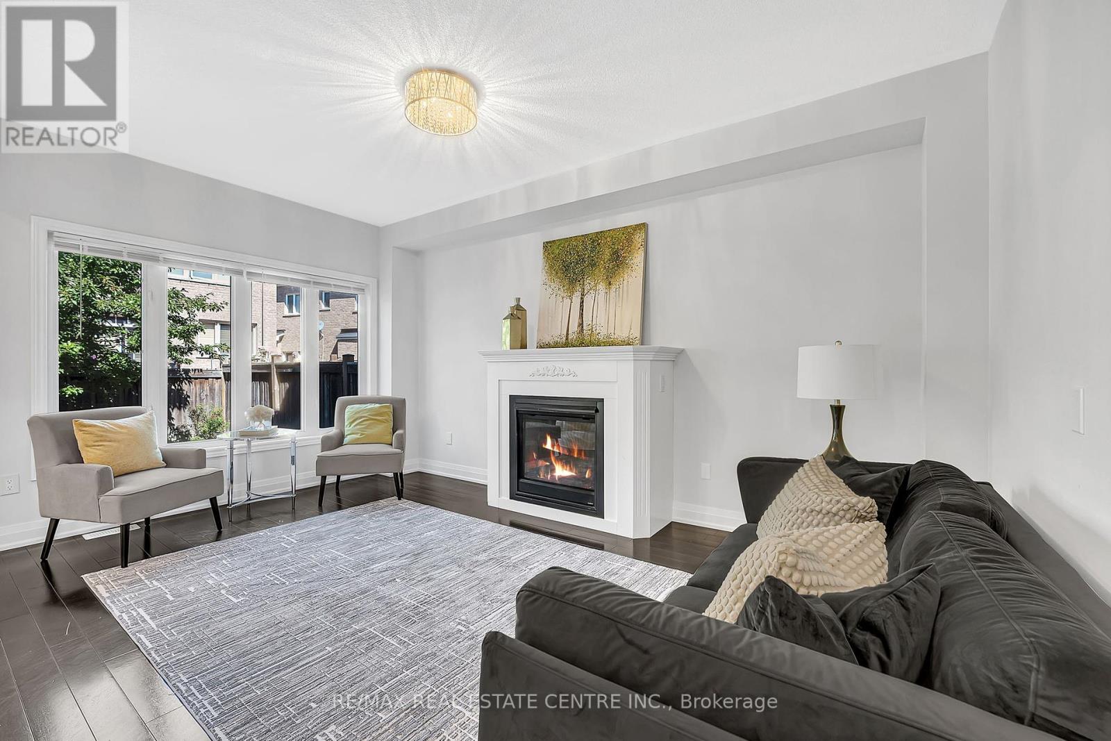 28 Fallharvest Ave, Brampton, ON L6Y 0P2
