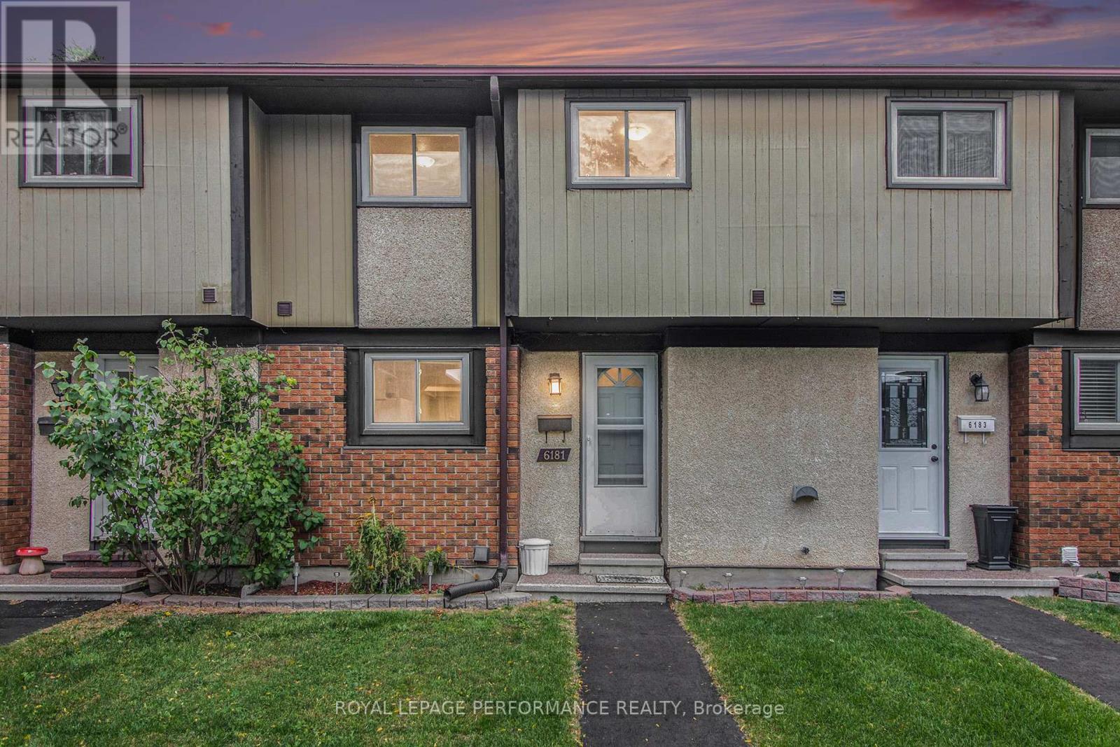 43 6181 Brookside Ln, Ottawa, ON K1C 2K6