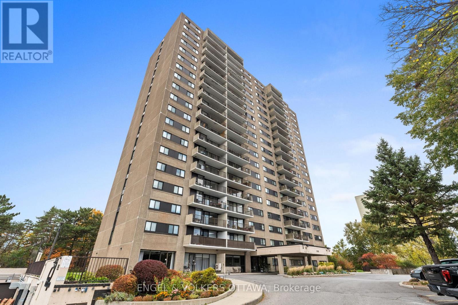1007 1195 Richmond Rd, Ottawa, ON K2B 8E4