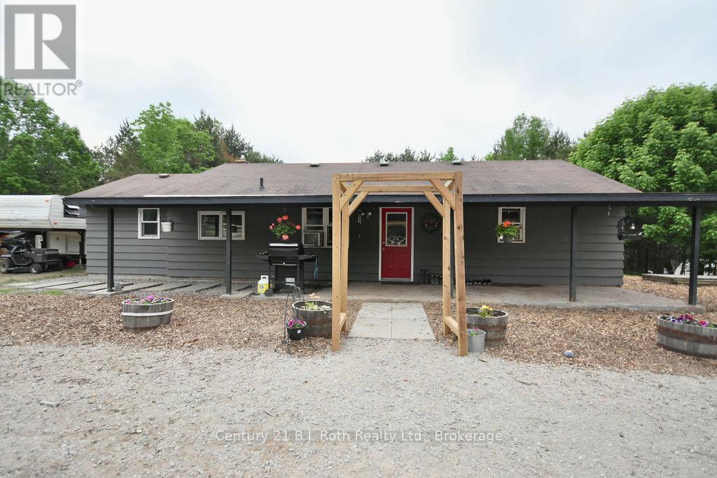 2286 Flos Ten Rd E, Springwater, ON L0L 1P0