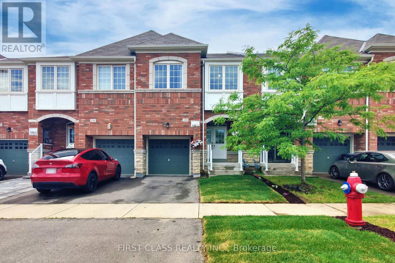 128 Sky Harbour Dr, Brampton, ON L6Y 0C1