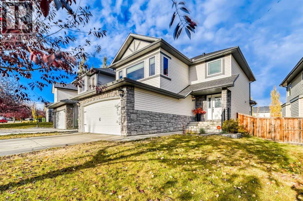 127 Kincora Dr NW, Calgary, AB T3R 1L4