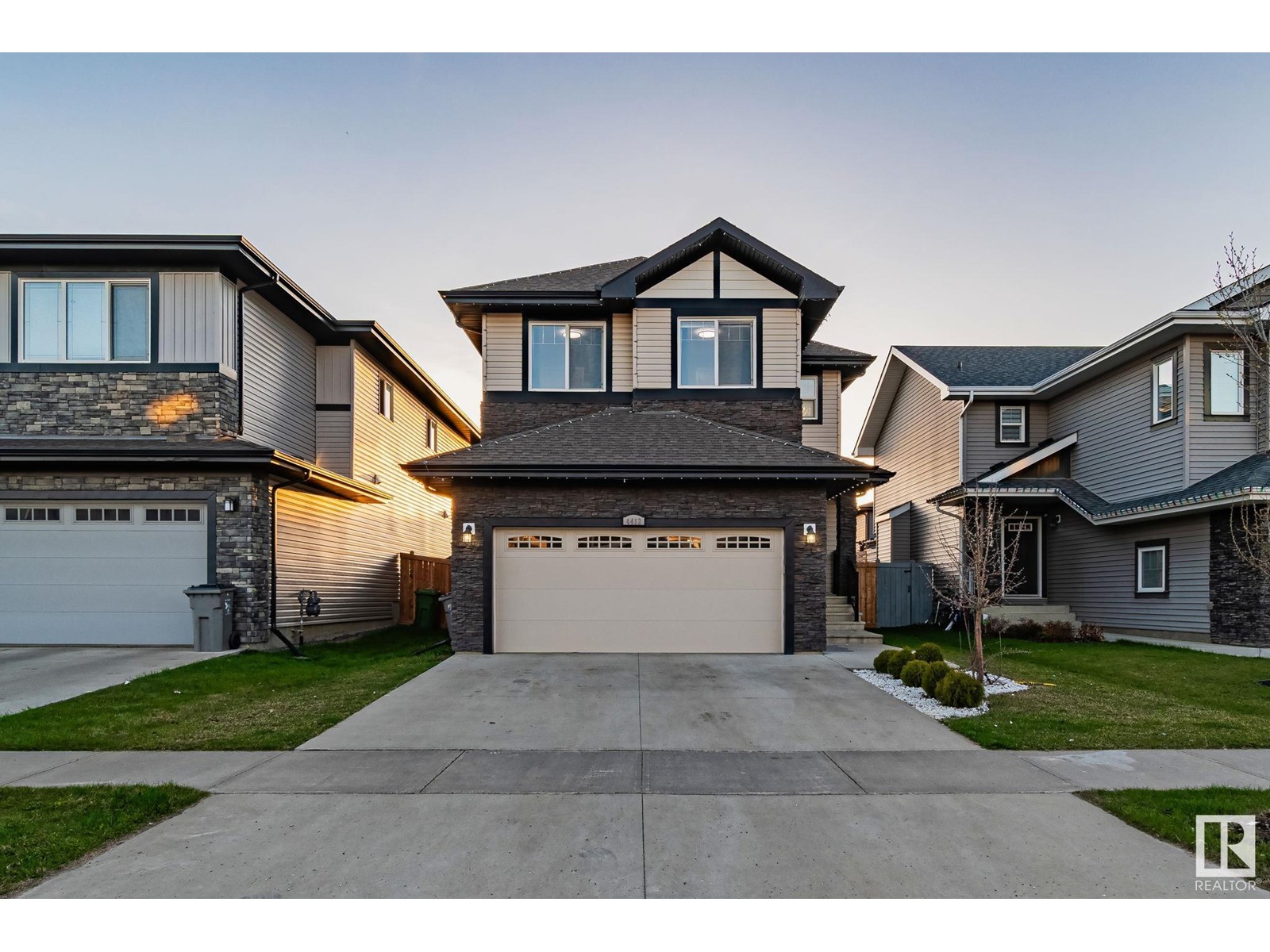 38 St Unit 4412 #a, Beaumont, AB T4X 2B8