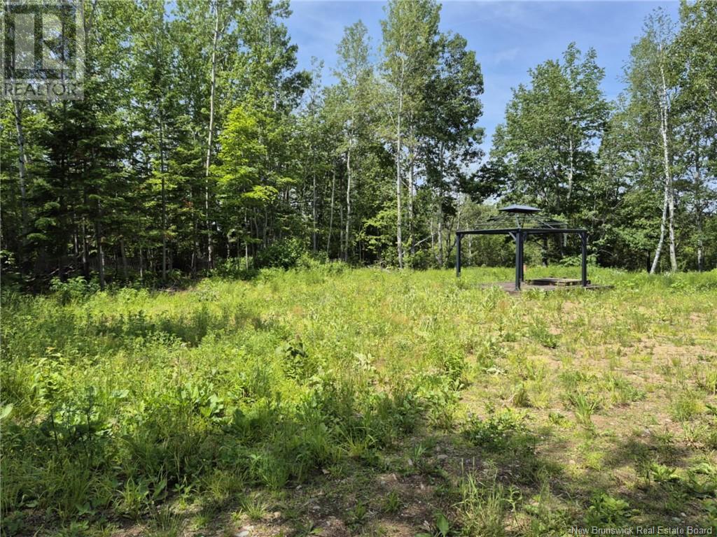 1 Acres Rue Amos, Sainte-anne, NB E2A 7A5