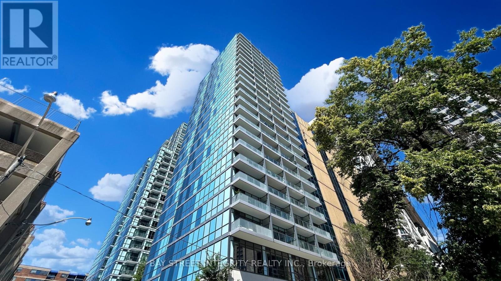 2107 210 Simcoe St, Toronto, ON M5T 0A9