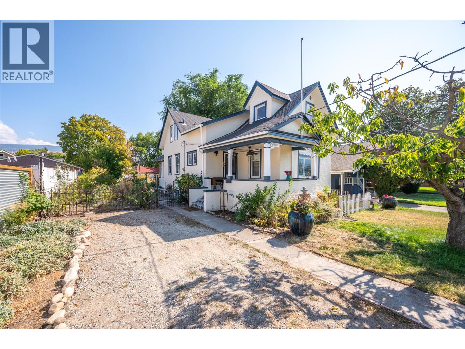 728 Argyle St, Penticton, BC V2A 5N7