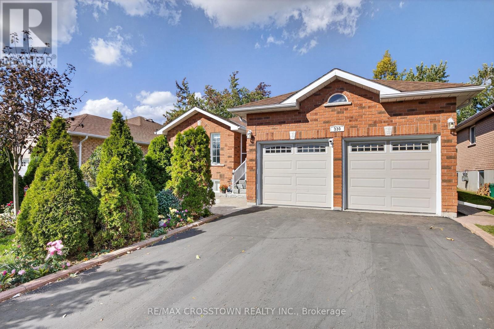 330 Harvie Rd, Barrie, ON L4N 8H7