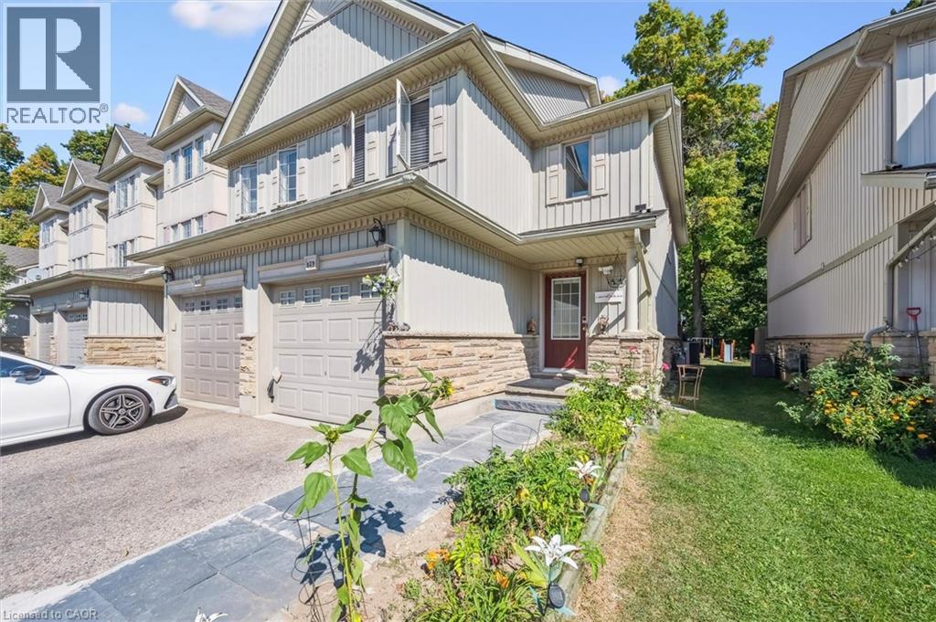 110 Activa Avenue Unit E29, Kitchener, ON N2E 3T3