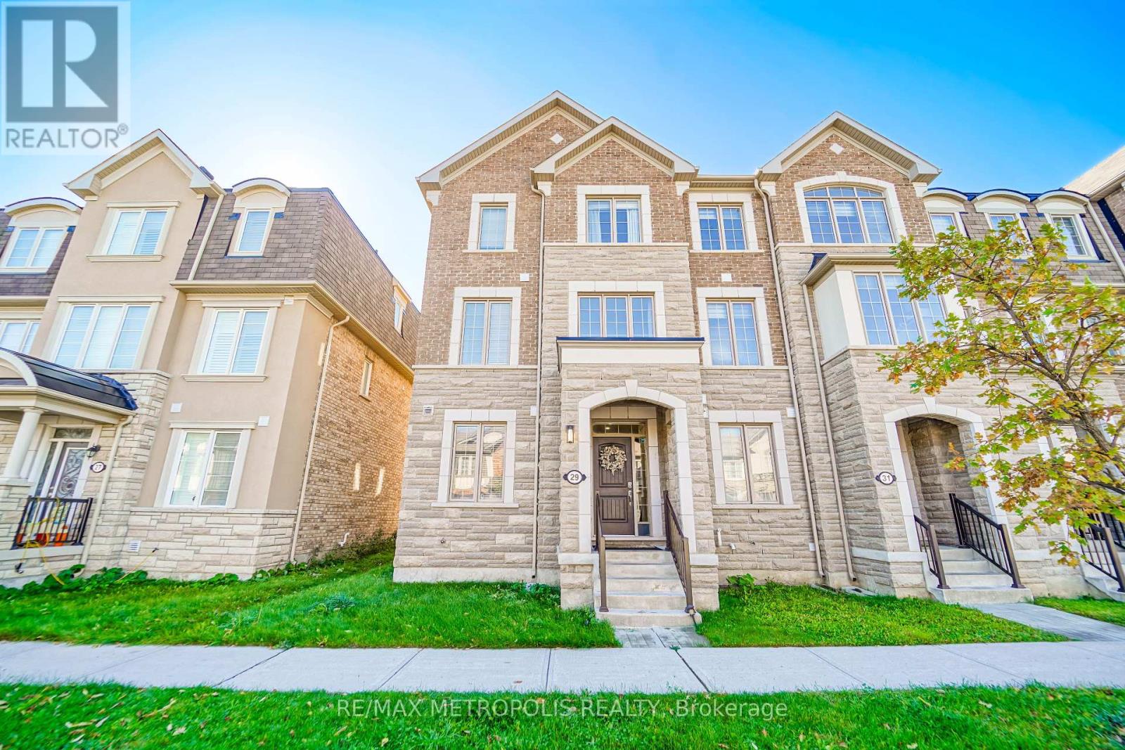 29 Casely Dr, Richmond Hill, ON L4S 0K3