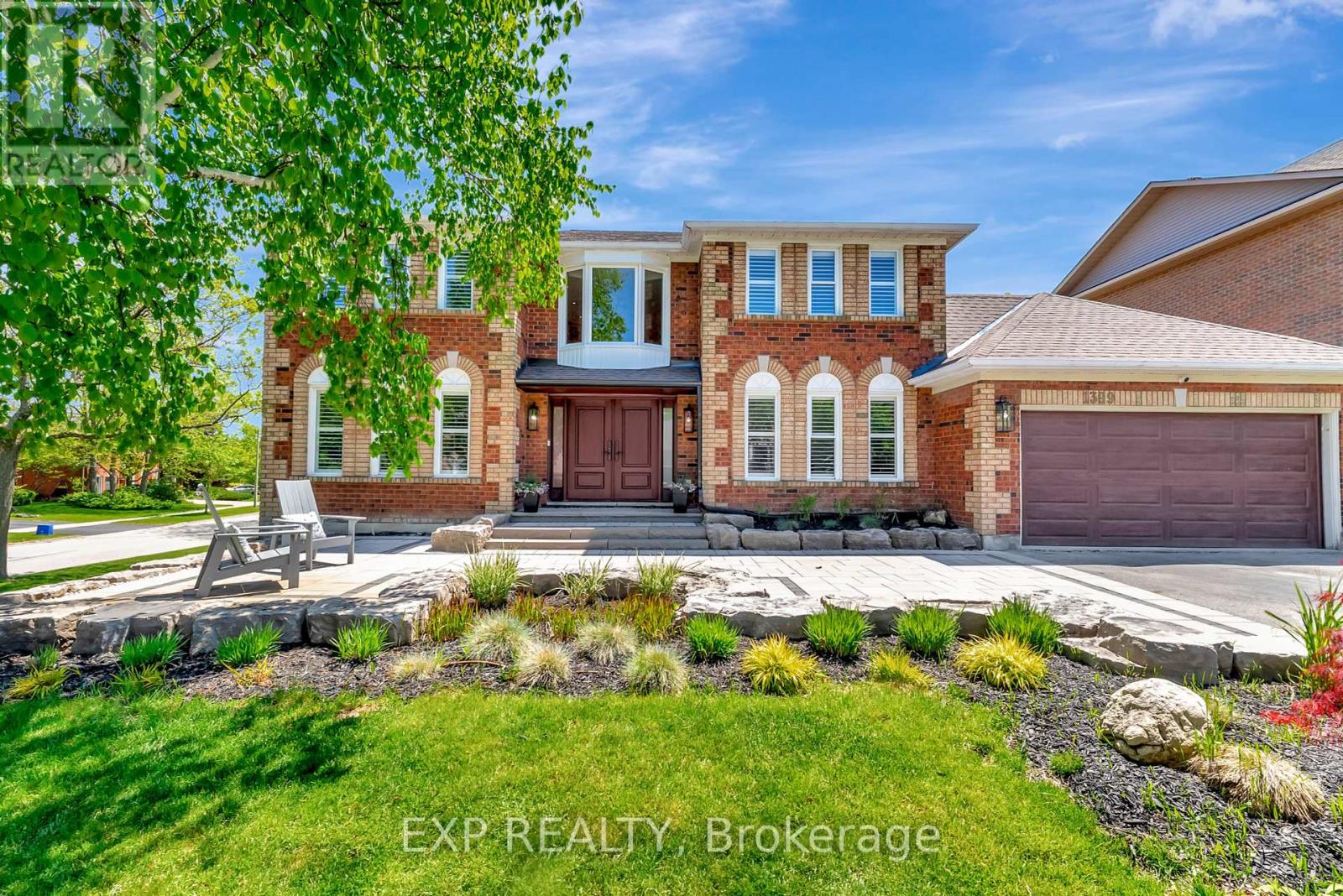1399 Winterberry Dr, Burlington, ON L7P 4T3