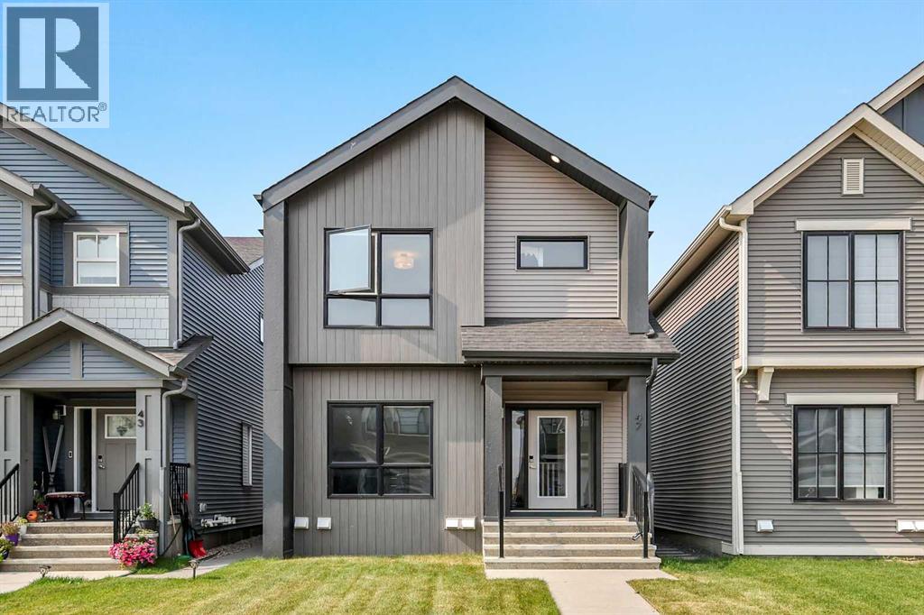 47 Finch Gdns SE, Calgary, AB T3S 0H7