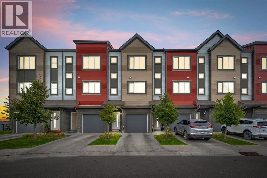 50 Copperstone Common SE, Calgary, AB T2Z 5E4