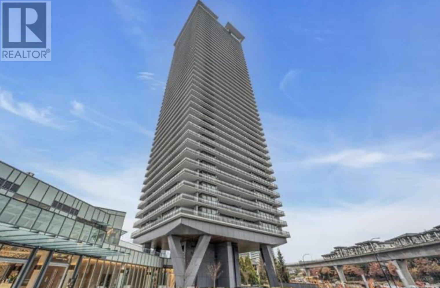 4720 Lougheed Highway Unit 607, Burnaby, BC V5C 0M8