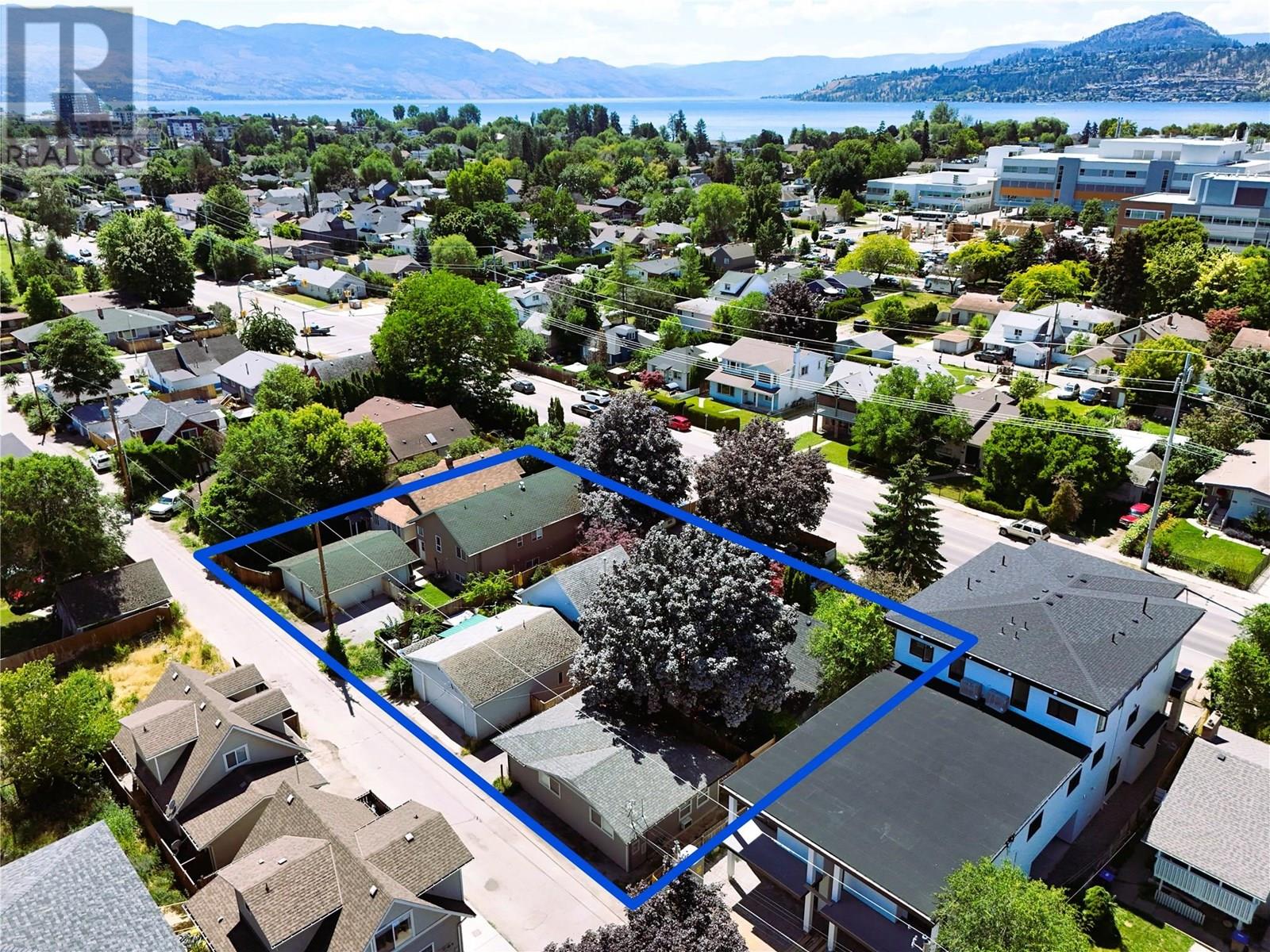 2257 Richter St, Kelowna, BC V1Y 2N9