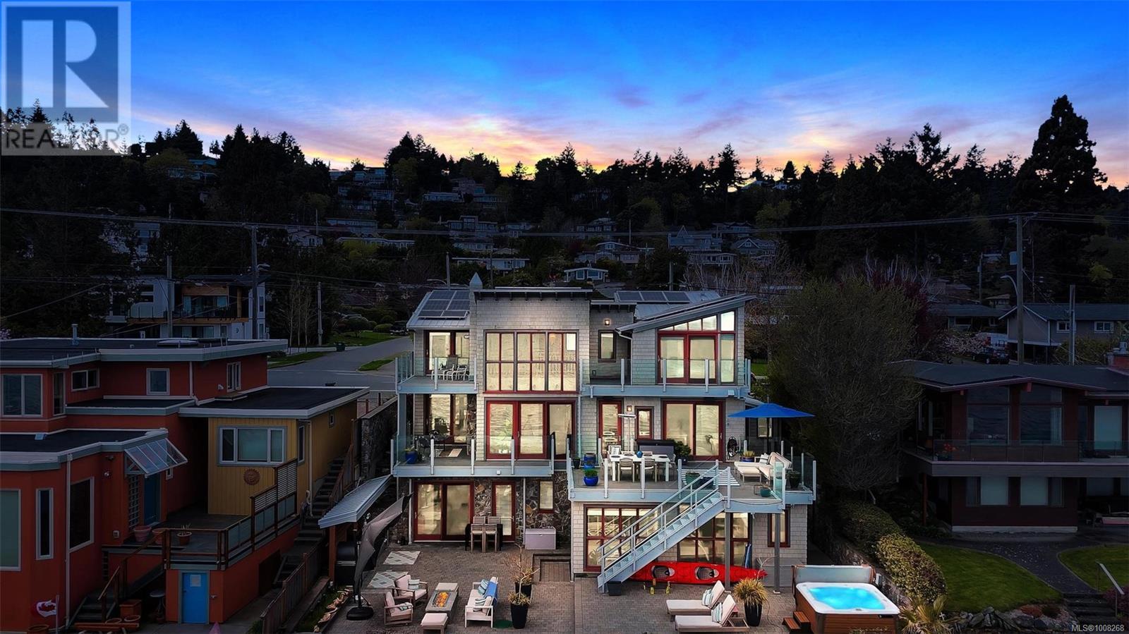 5073 Cordova Bay Rd, Saanich, BC V8Y 2K1