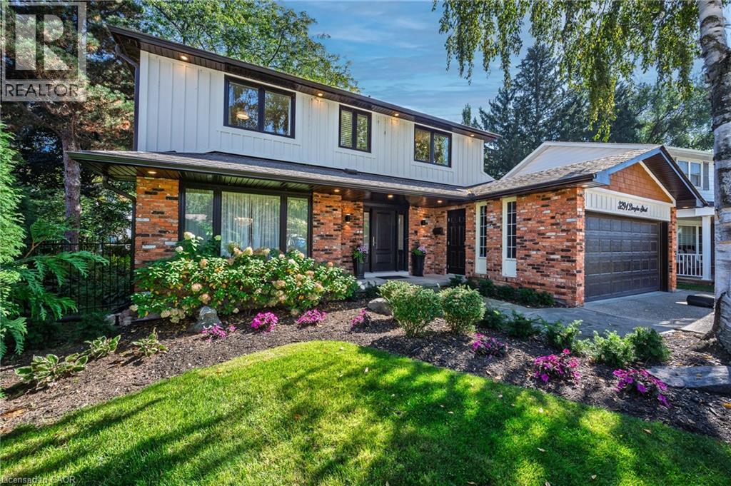 3294 Douglas St, Burlington, ON L7N 1G9