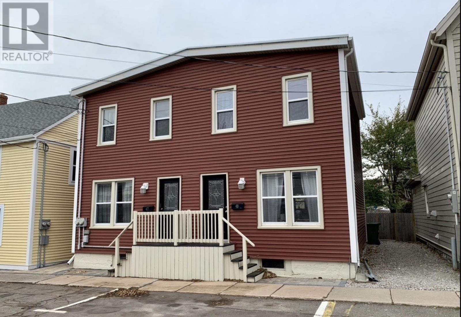 47-49 Dorchester St, Charlottetown, PE C1A 1C8