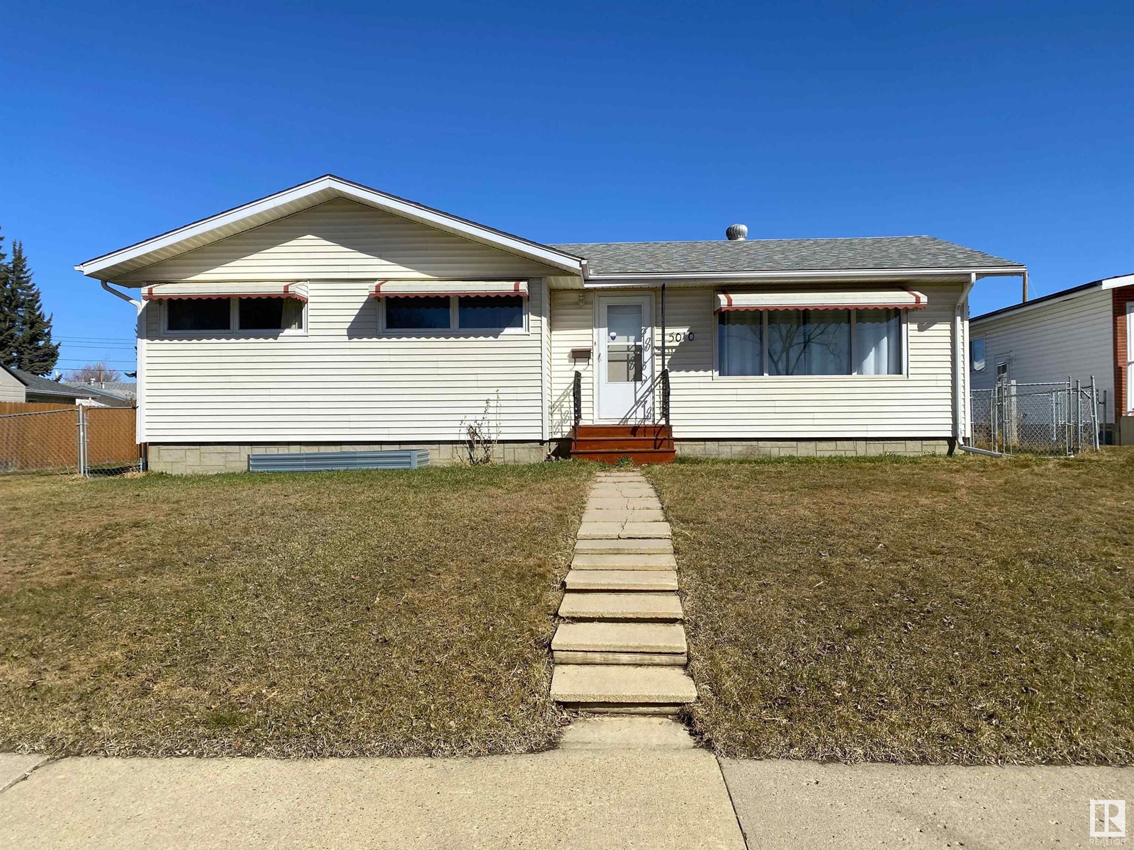 40 Av Unit 5010, Wetaskiwin, AB T9A 0A3