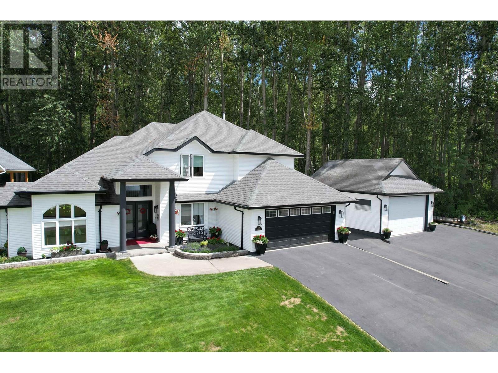 108 Lawlor Dr, Quesnel, BC V2J 5X5