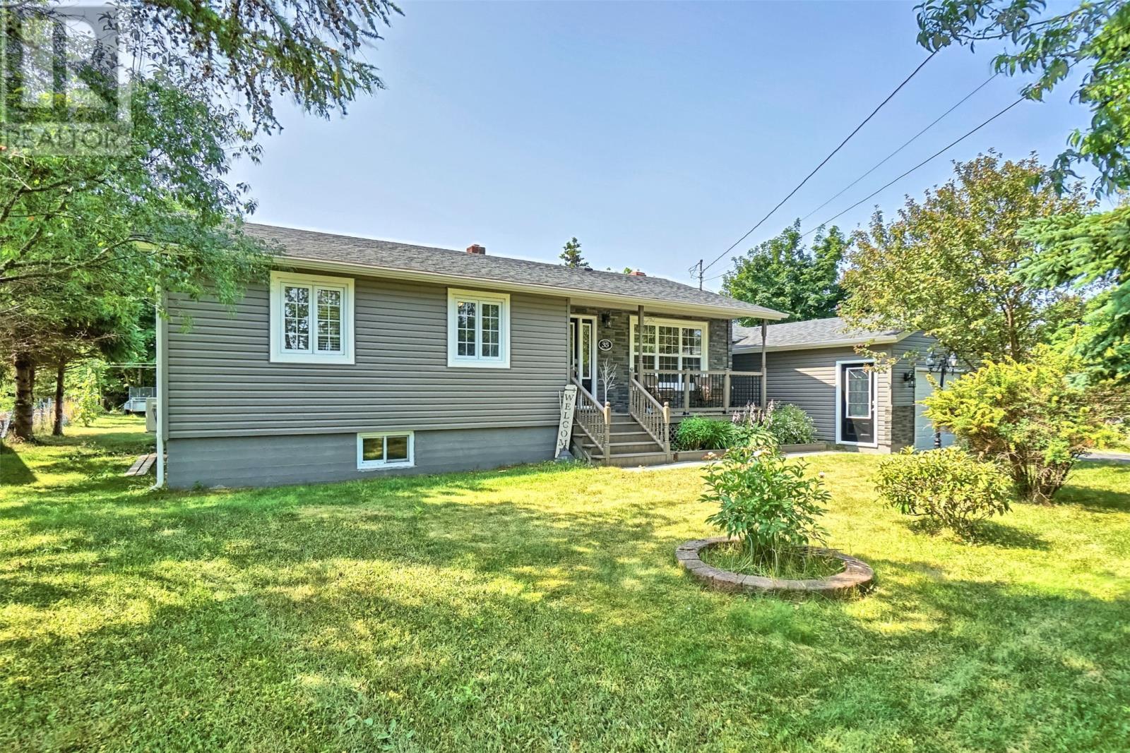 35 Hearns Rd, South River, NL A0A 3W0