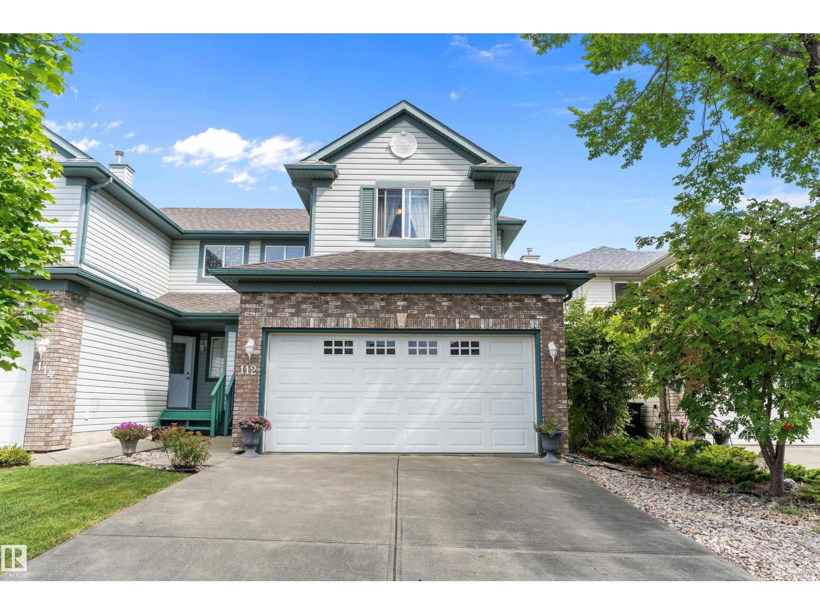 112 Castle Dr NW, Edmonton, AB T5X 5Y5