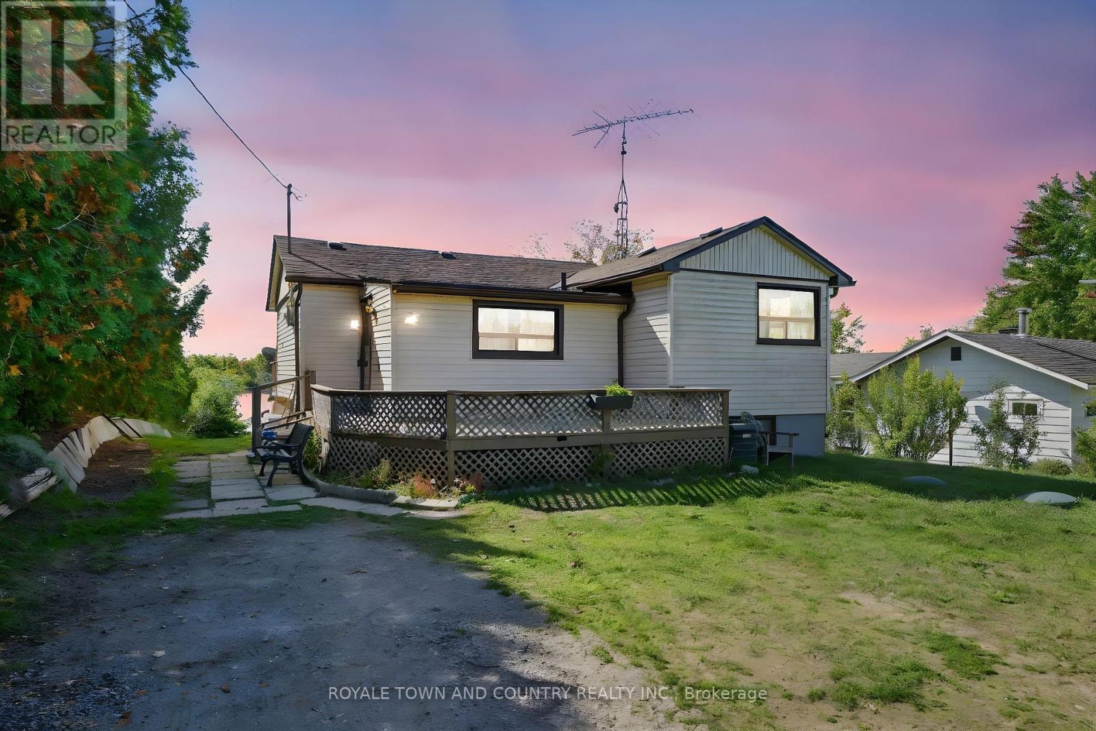 68 Charlore Park Dr, Kawartha Lakes, ON K0L 2W0