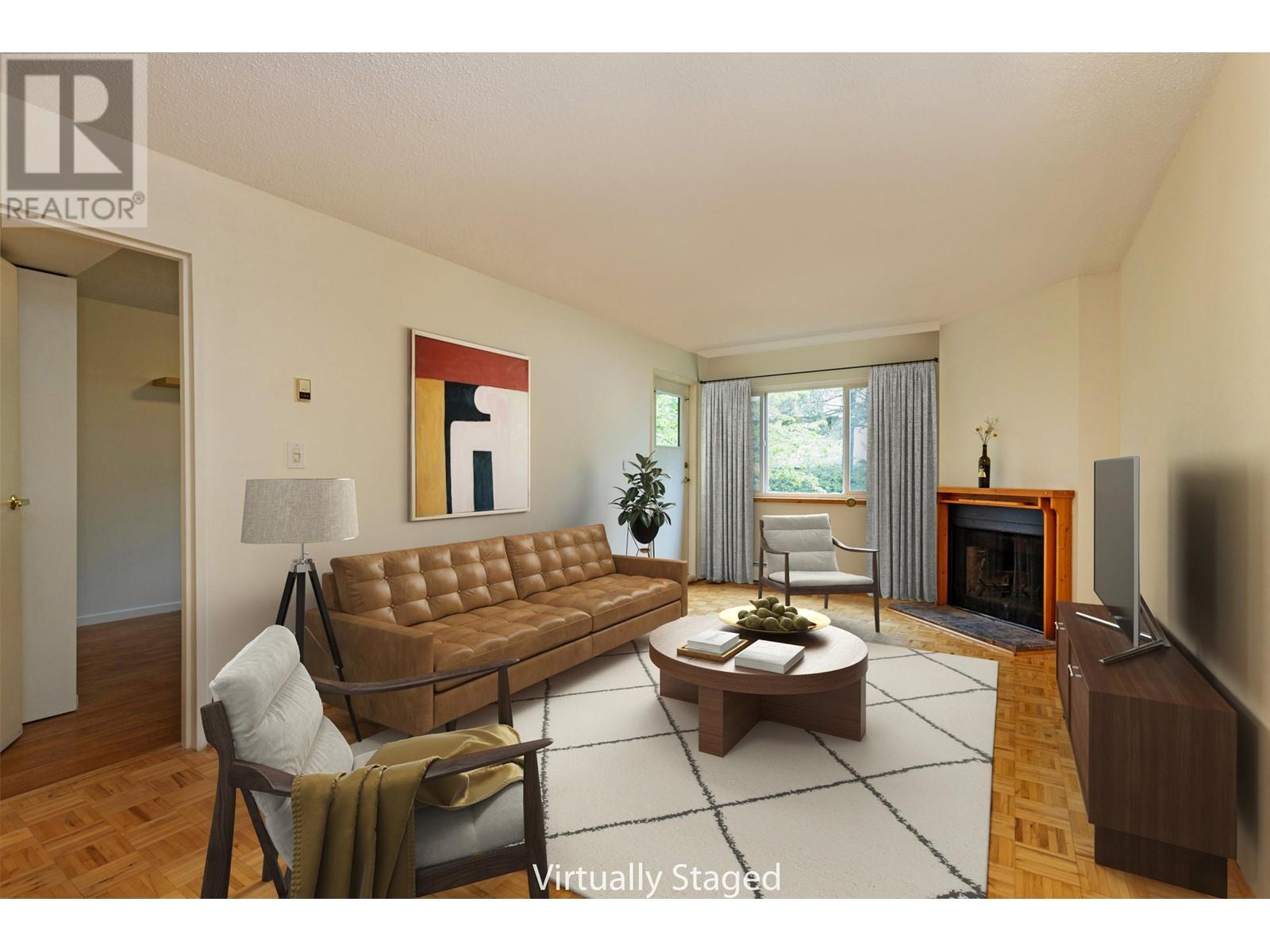 1209 Howie Avenue Unit 213, Coquitlam, BC V3J 1T9