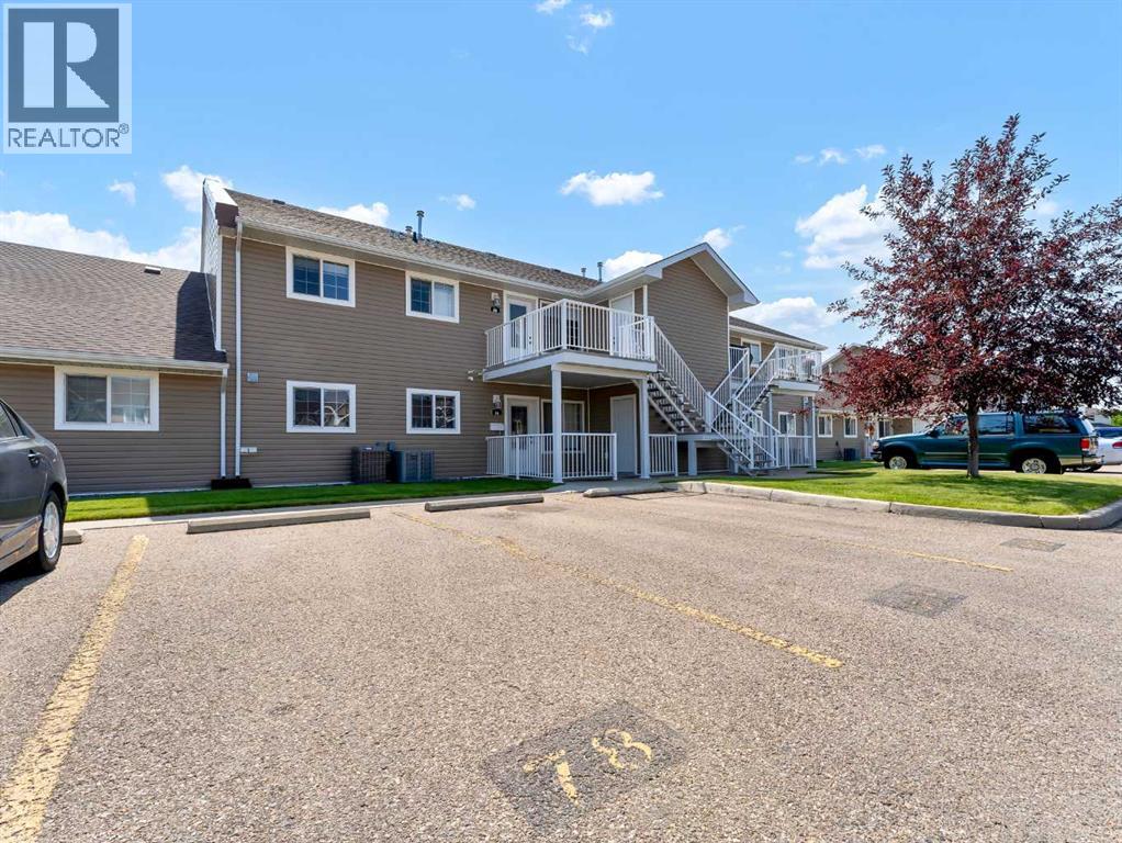 78 Northlands Ln NE, Medicine Hat, AB T1C 0A8