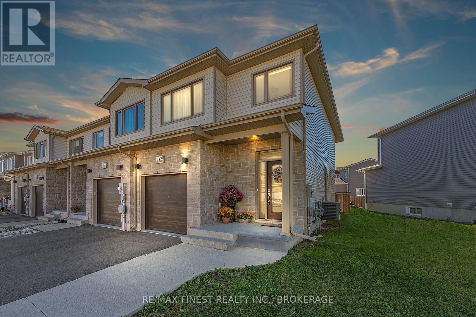 937 Riverview Way, Kingston, ON K7K 7J8