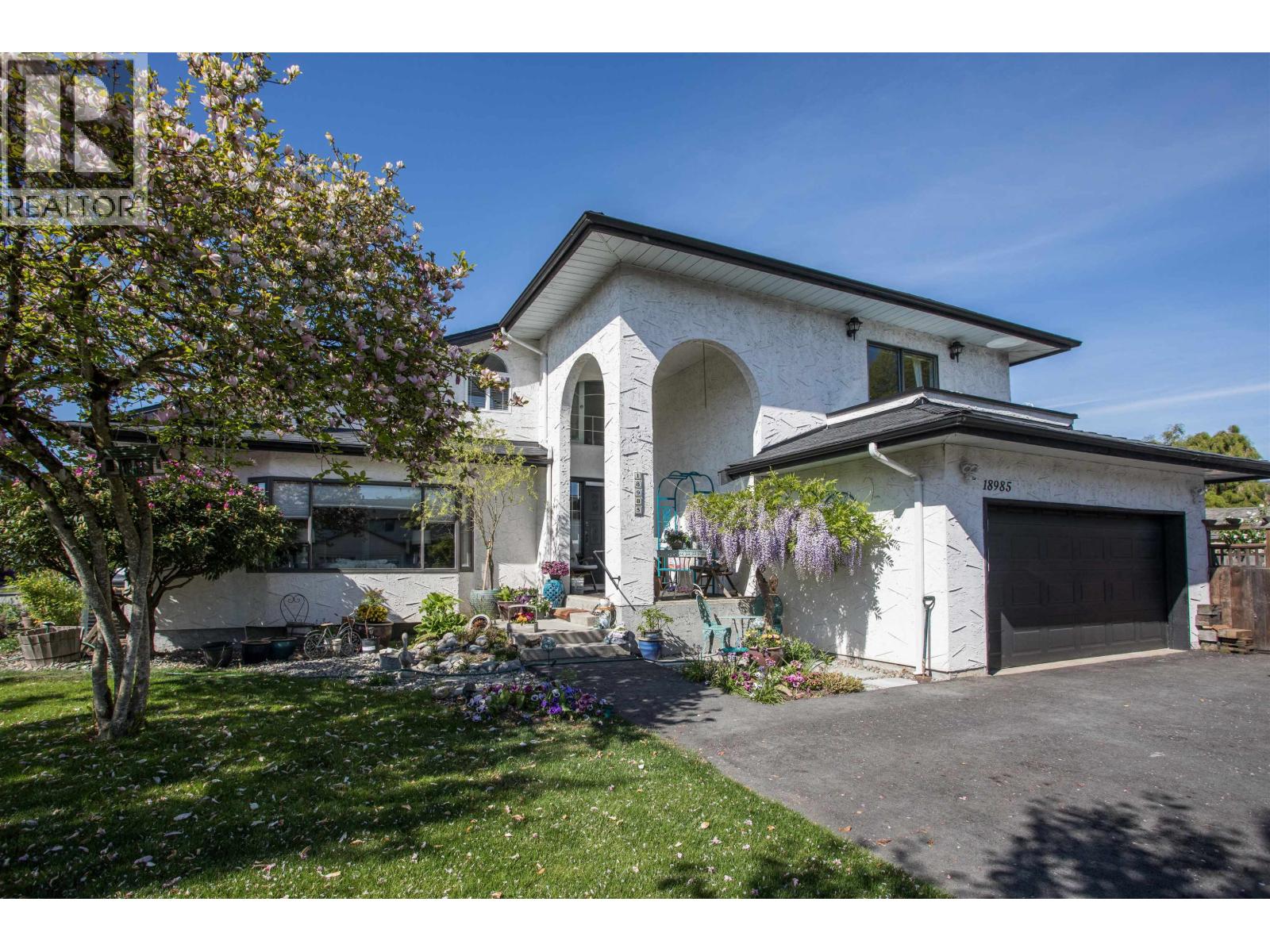 119 Avenue Unit 18985 #b, Pitt Meadows, BC V3Y 1X4